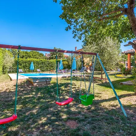 3 Bedroom In Sv,lovrec *