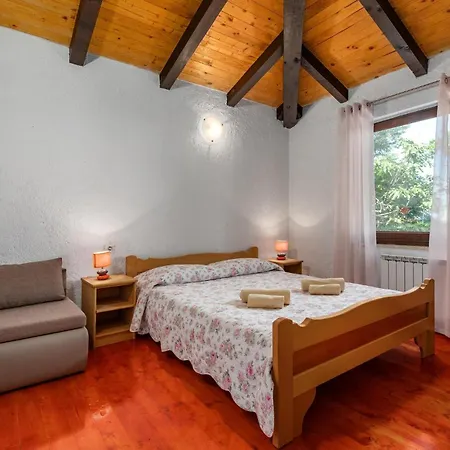 Сasa de vacaciones Korsa V Sveti Lovreč Pazenatički