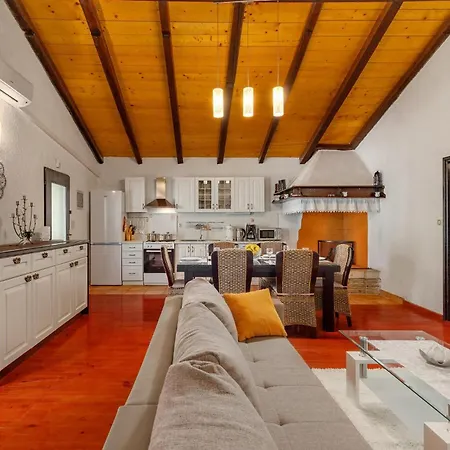 Korsa V Сasa de vacaciones