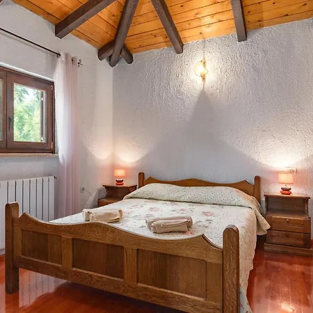 Сasa de vacaciones Korsa V Sveti Lovreč Pazenatički