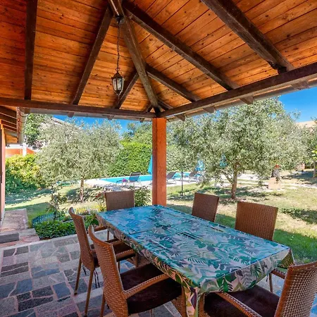 Korsa V Сasa de vacaciones *